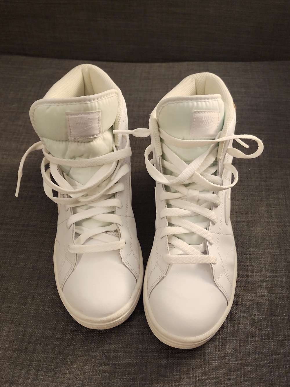 Nike Court Rivale 2 Mid Women's High-Top Sneakers in White